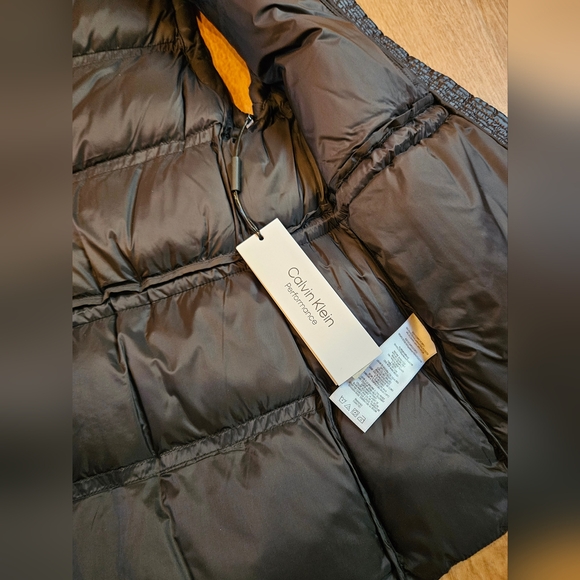 Calvin Klein Performance Puffer Jacket Size XS Brand new - Picture 8 of 13